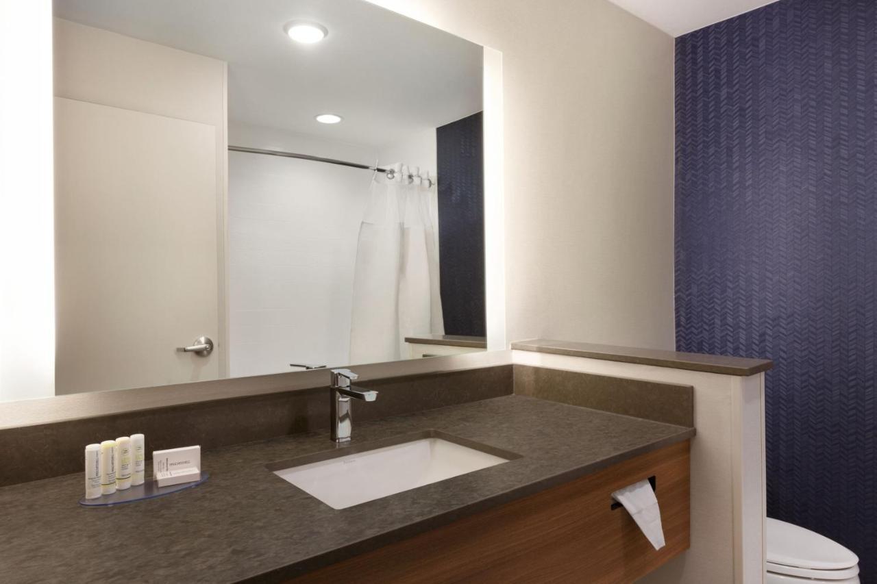 Fairfield Inn & Suites By Marriott Boulder לונגמונט מראה חיצוני תמונה