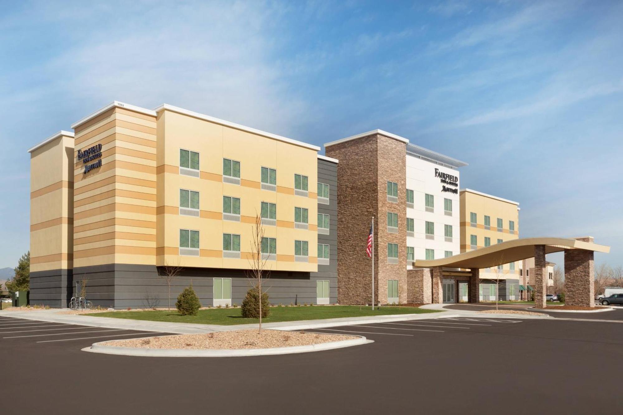 Fairfield Inn & Suites By Marriott Boulder לונגמונט מראה חיצוני תמונה