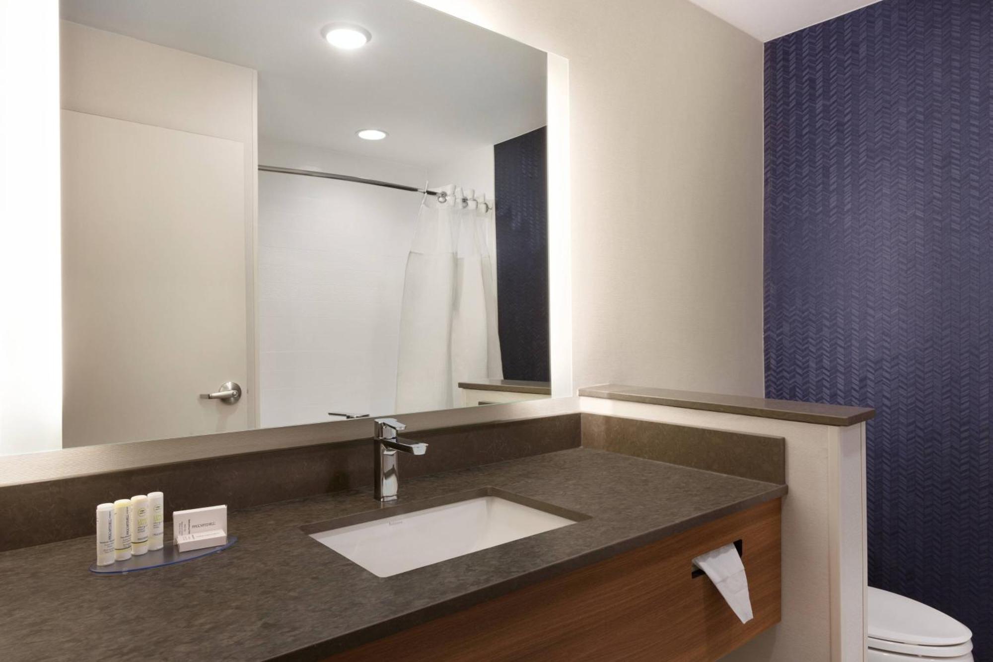 Fairfield Inn & Suites By Marriott Boulder לונגמונט מראה חיצוני תמונה